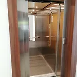 Diamond Apartment *